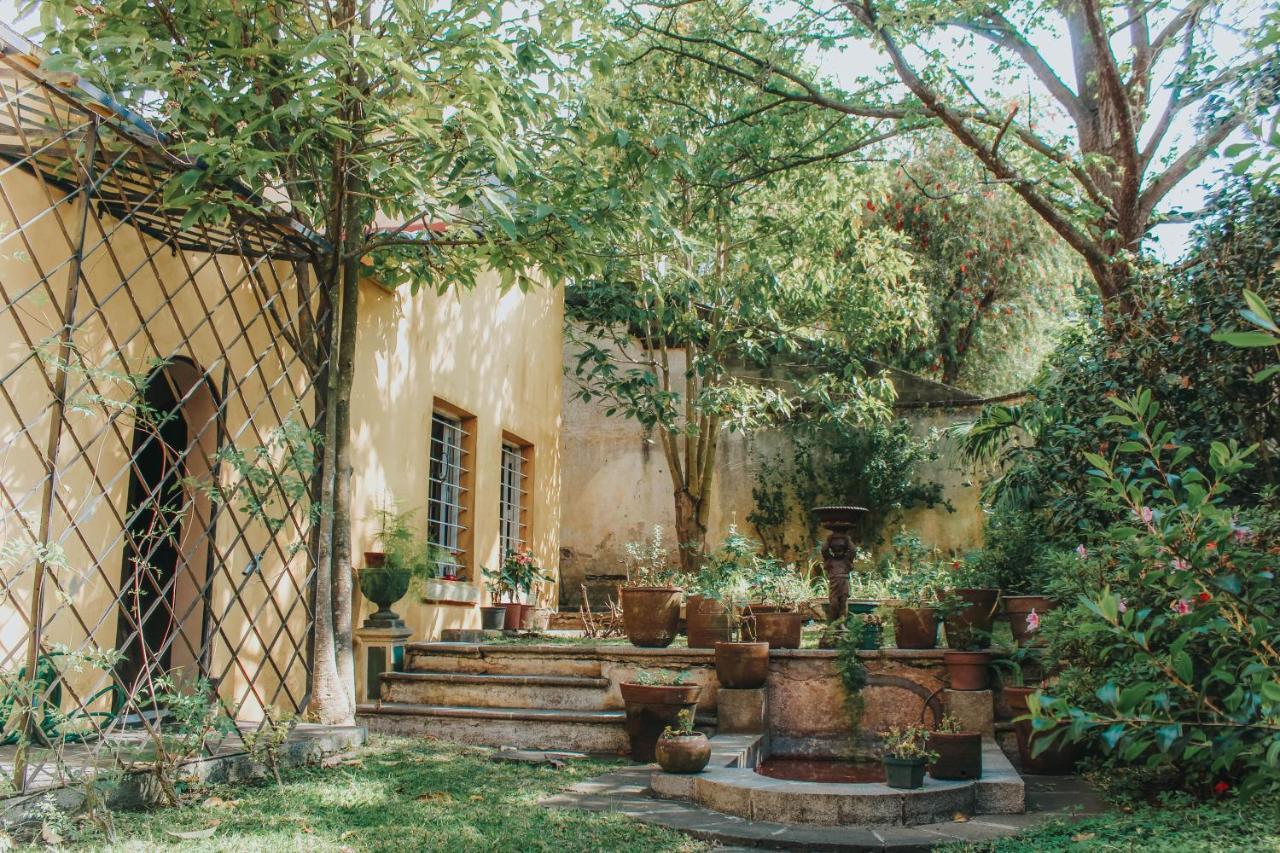 Casa Carmel Bed & Breakfast Гватемала Экстерьер фото