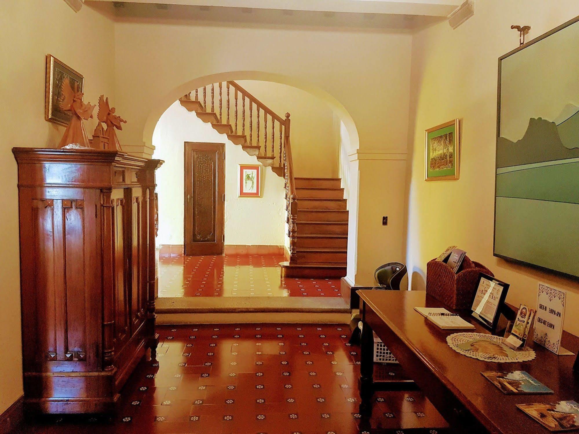 Casa Carmel Bed & Breakfast Гватемала Экстерьер фото